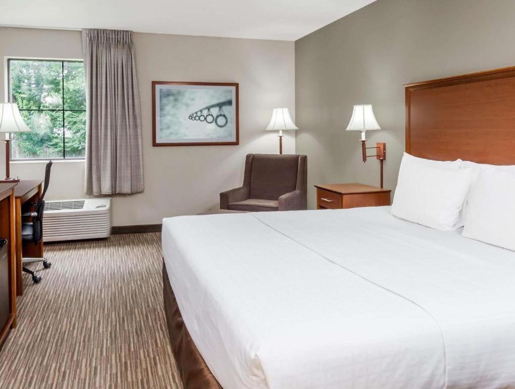 Days Inn Springfield South Kültér fotó